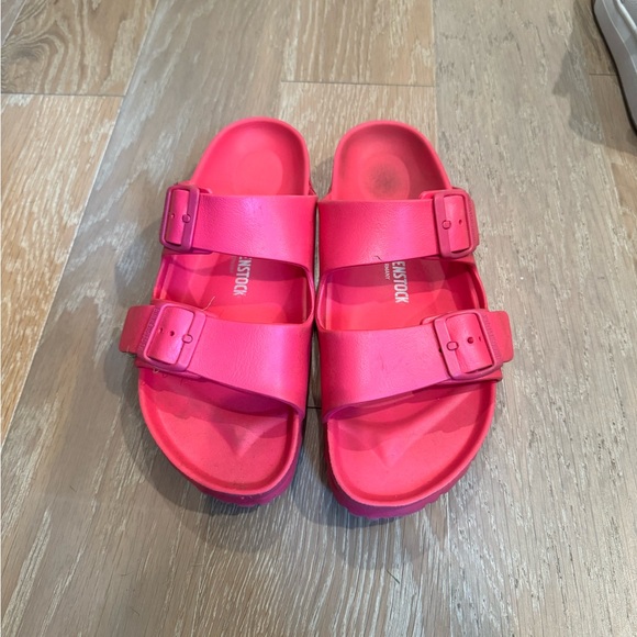 Birkenstock Shoes - Birkenstocks Arizona Essentials pink